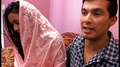 พ่อเลี้ยงผมหงอกรุมโทรมลูกติดที่หลับคากางเกงใน . วีดีโอ หนัง x